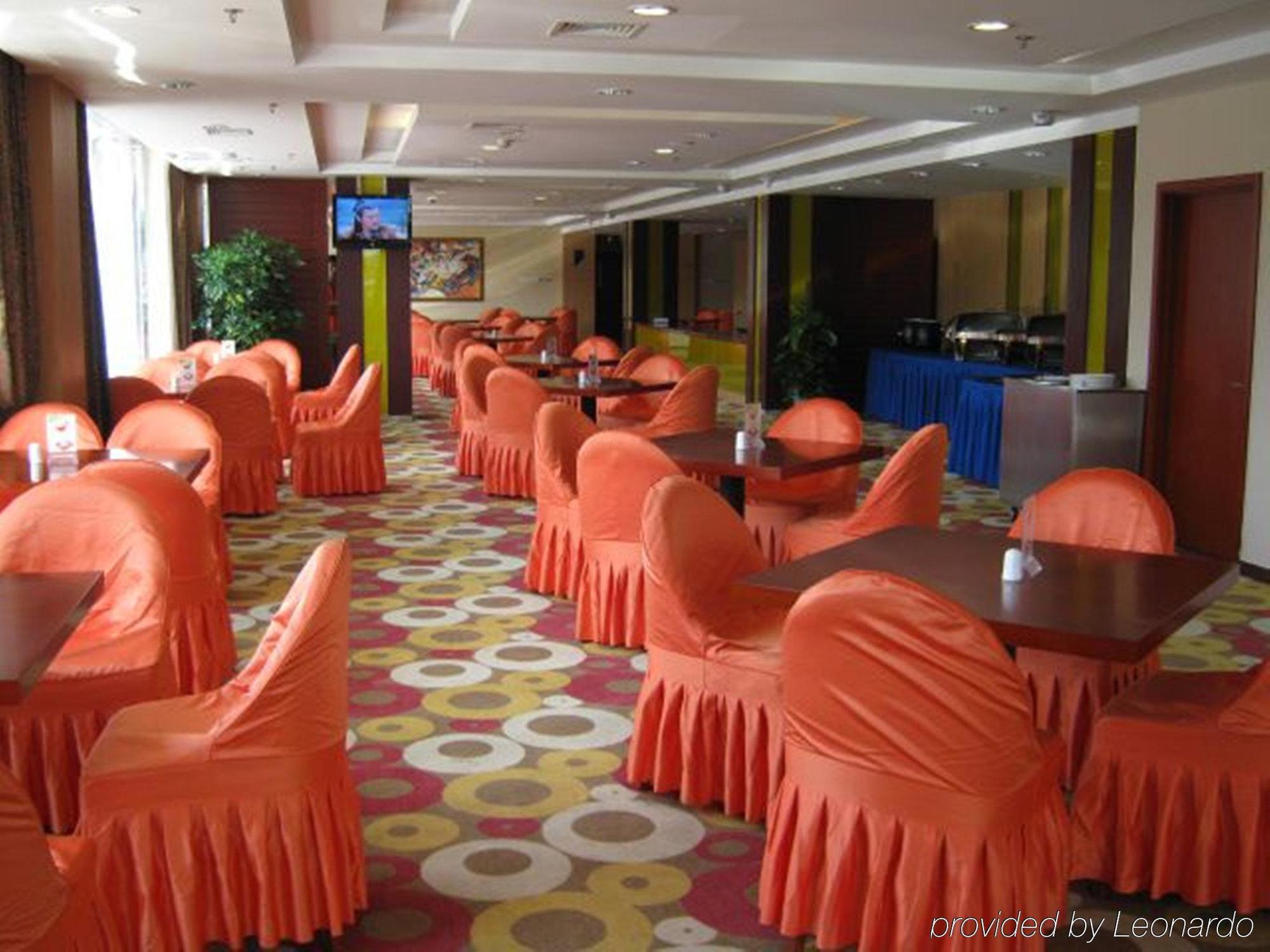 Holiday Inn Express Tianjin Dongli, An Ihg Hotel Екстериор снимка
